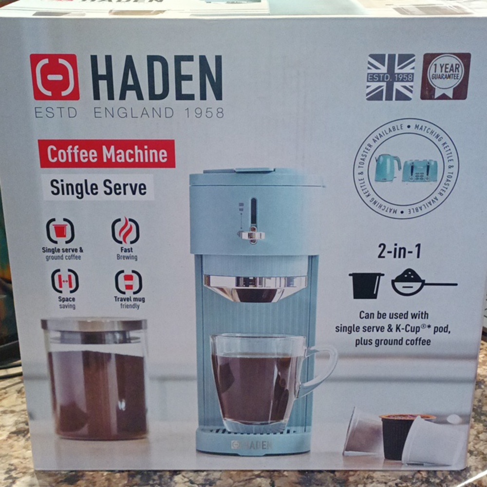 HADEN SINGLE SERVE COFFEE MACHINE BLUE IN COLOR.